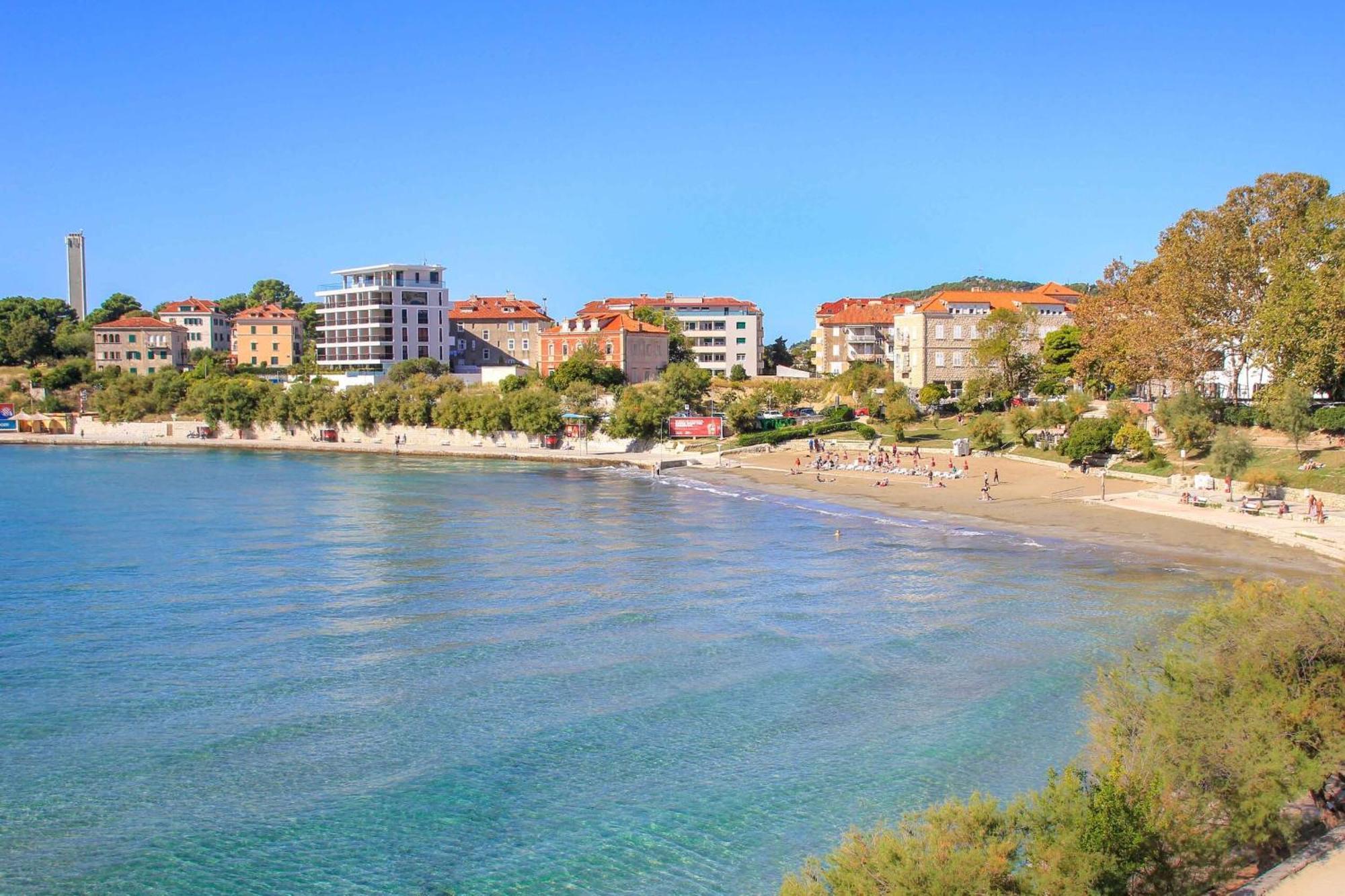 Top Location! Spacious Lux Apartment -5 Min From Beach & Centre Split Exterior foto